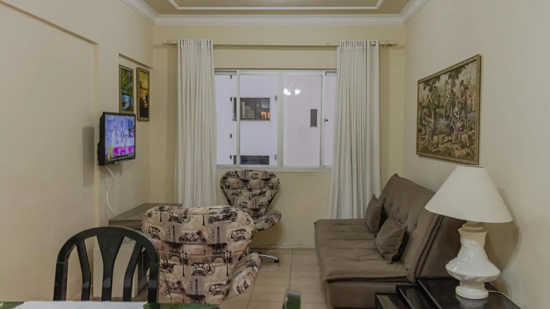 Apto Na Rua 1200, Calcadao 100M Da Praia P2189 Balneário Camboriú Appartement